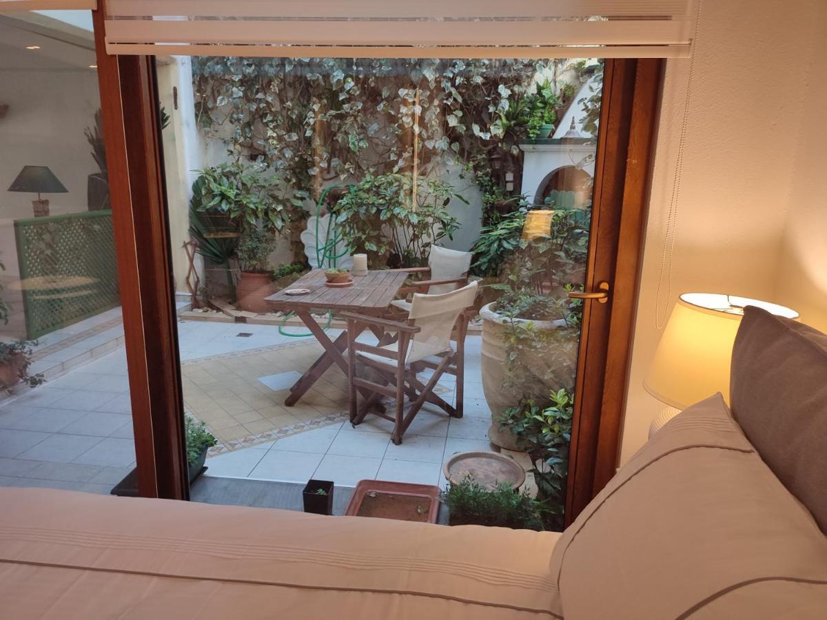 Apollonia Apartment *
